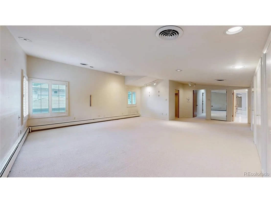 Photo of 340 Clermont St Pkwy