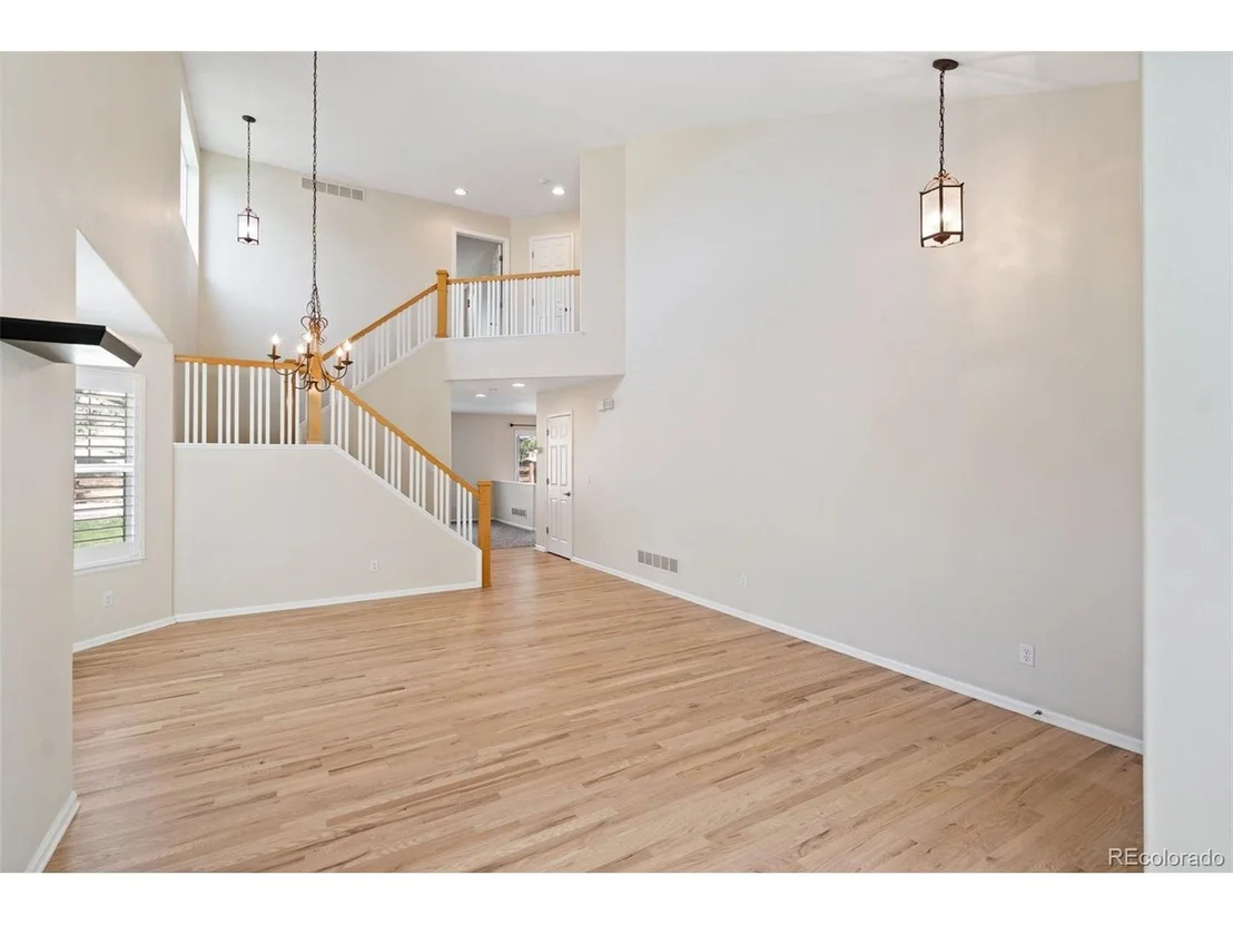 Photo of 9389 Branham Dr