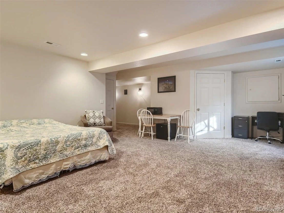 Photo of 12642 Jersey Cir E