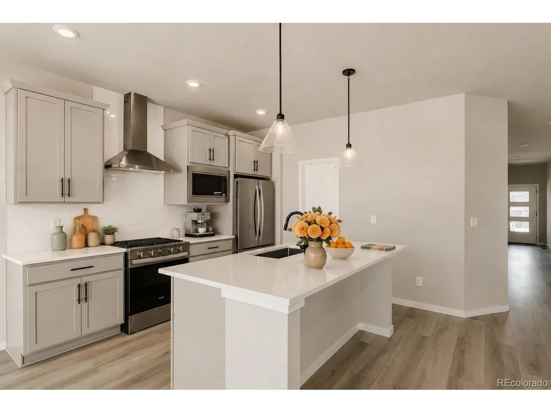 Photo of 16681 Stelvio Pt