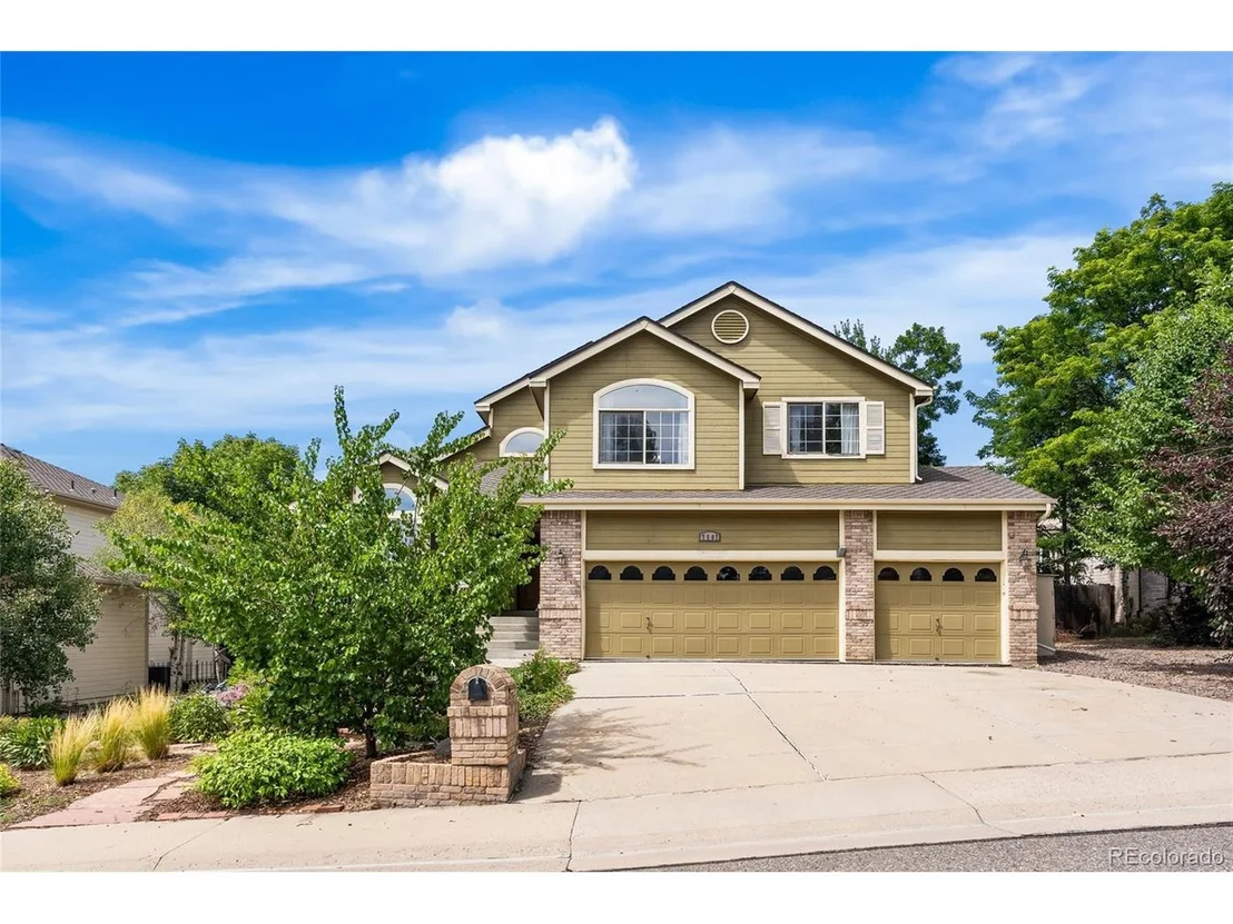 Photo of 7507 Simms Ct