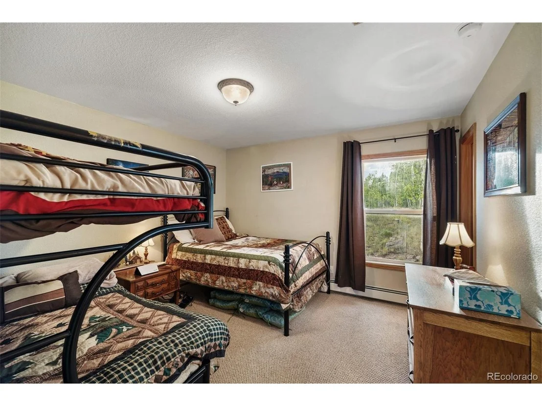 Photo of 274 Folsom Dr