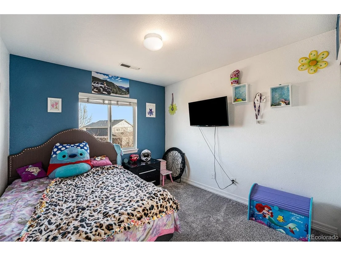 Photo of 819 Willow Dr