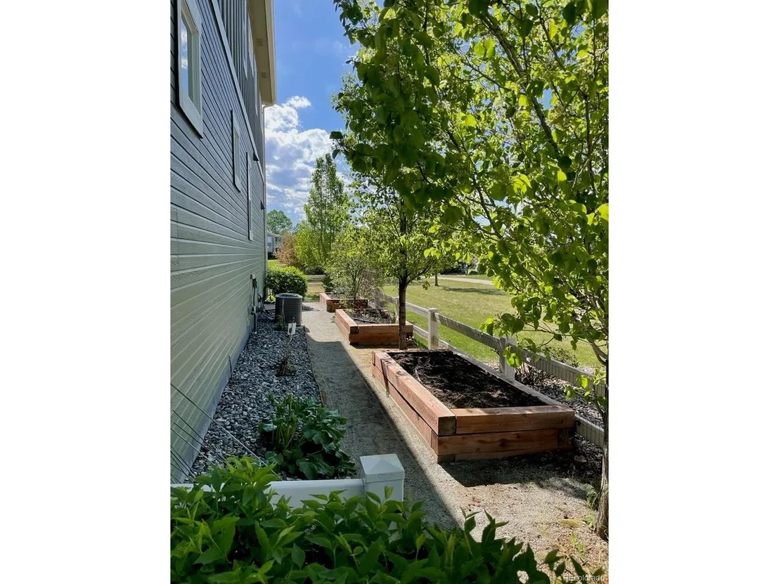 Photo of 1617 Otis Dr