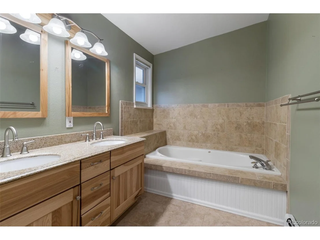 Photo of 28396 Clover Ln
