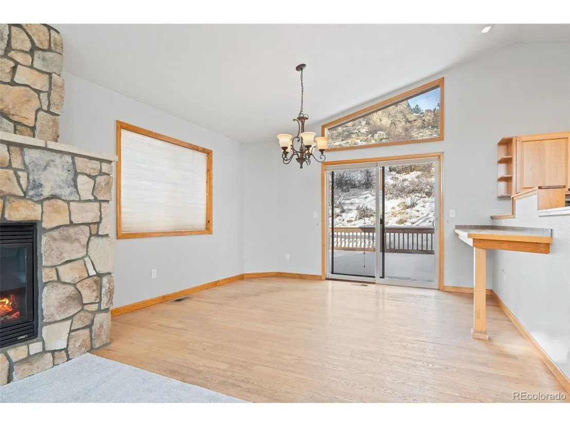 Photo of 377 Deer Trail Dr