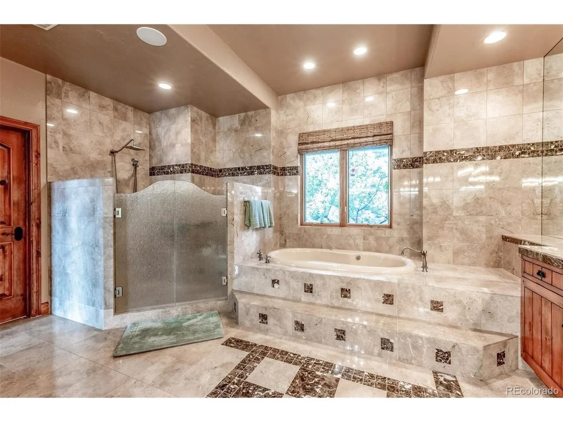 Photo of 13847 Gordon Ct