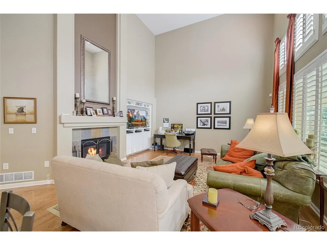 Photo of 10085 Glenstone Cir