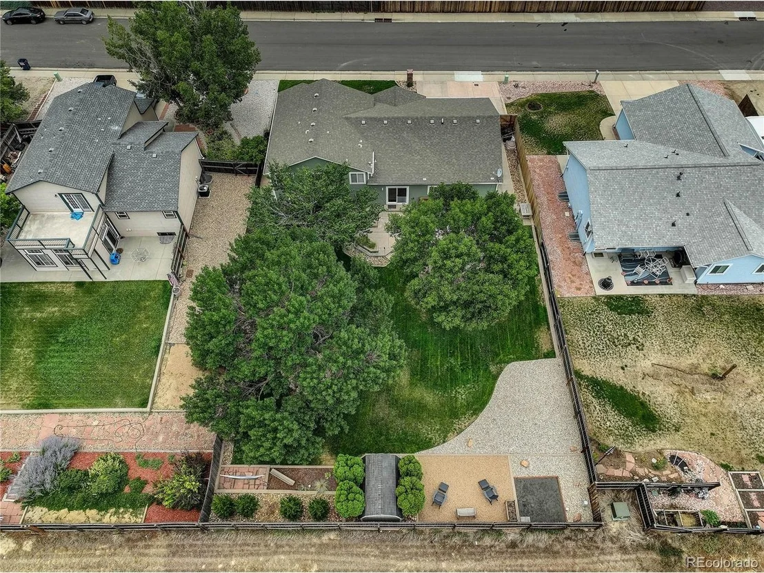 Photo of 115 Falcon Cir