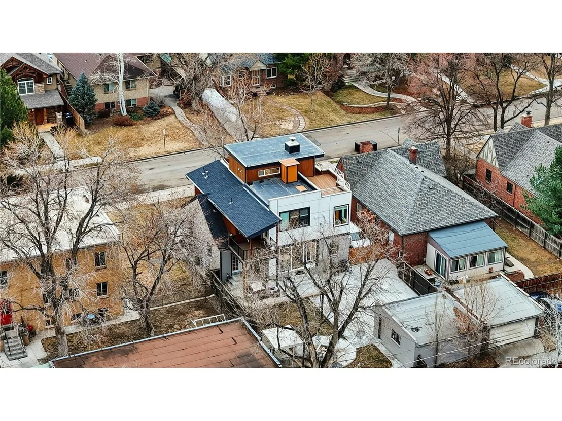 Photo of 747 Birch St