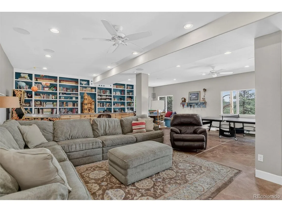 Photo of 30236 Zurich Dr
