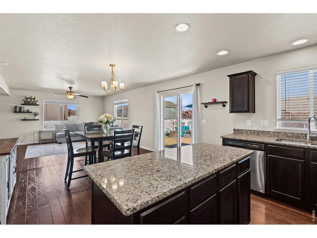 Photo of 5599 Clarence Dr