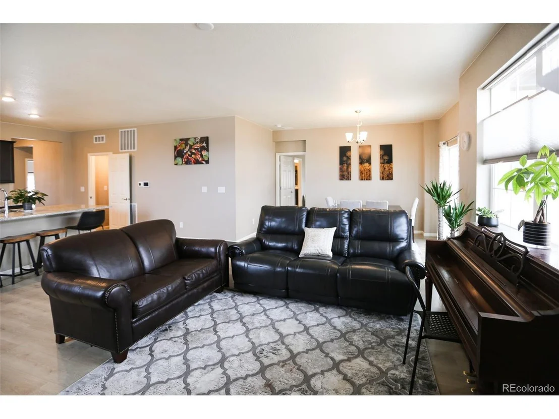 Photo of 5353 Cedar St