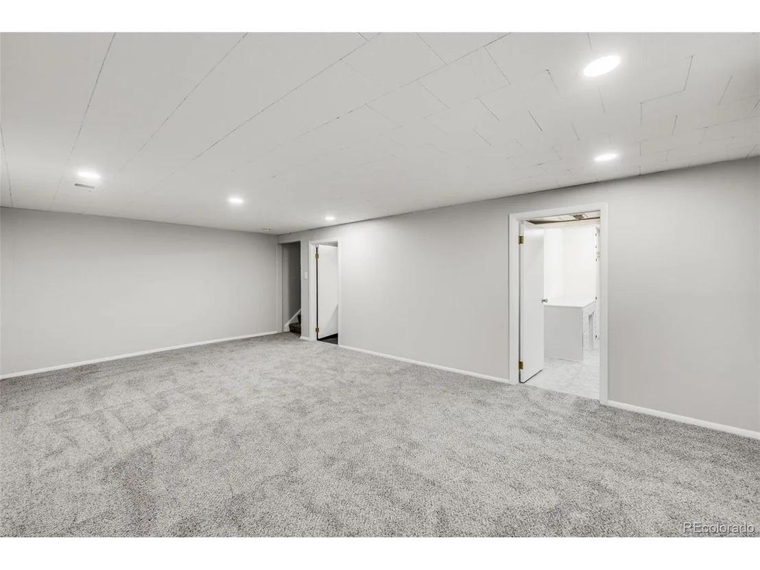 Photo of 5947 W 65th Ave
