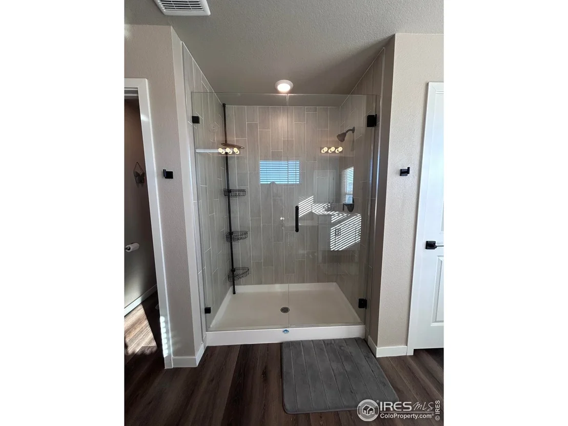 Photo of 1202 Coyote Ln