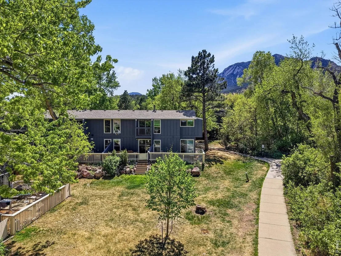 Photo of Unit B at 1185 Bear Mountain Dr