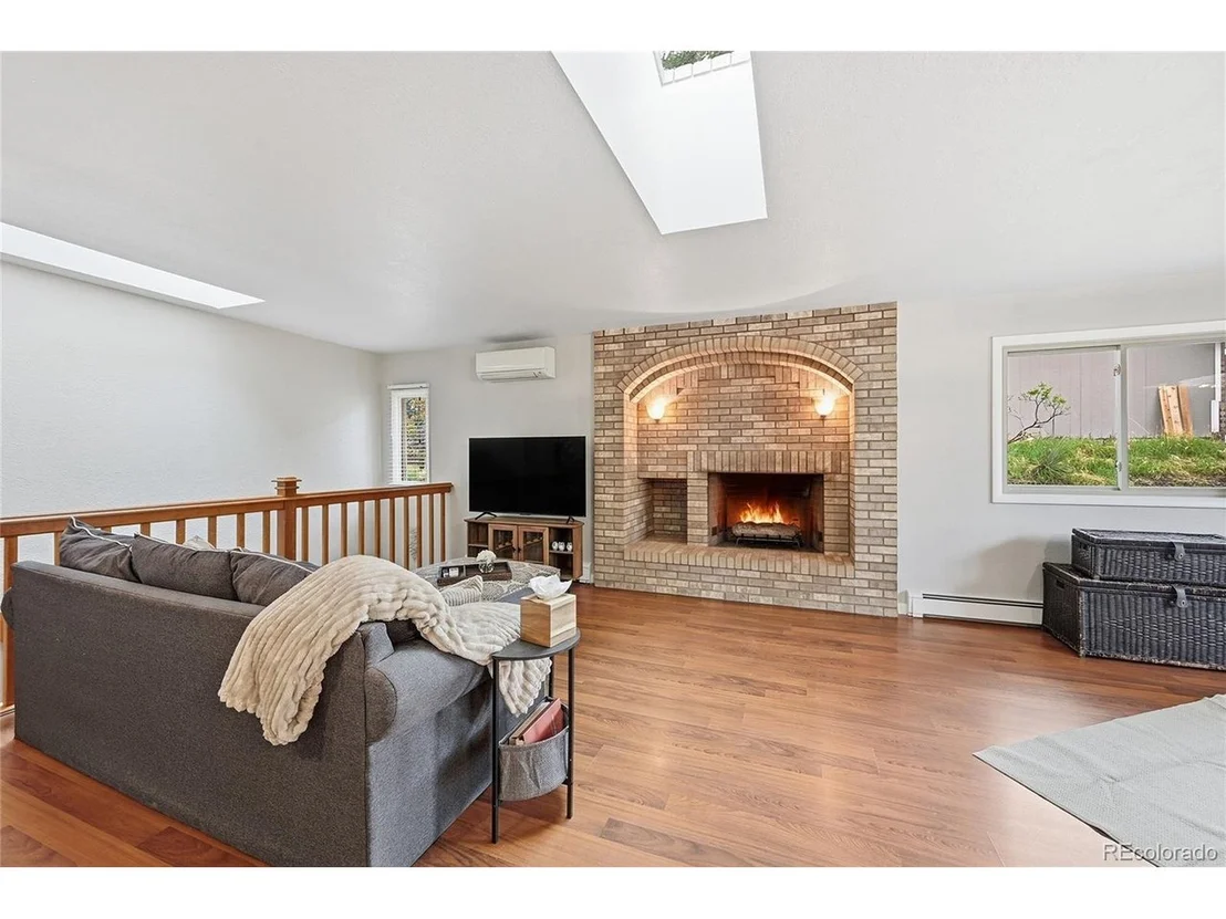 Photo of 6930 Hillpoint Pl