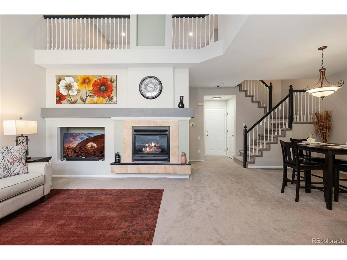 Photo of Unit D at 10183 Grove Loop