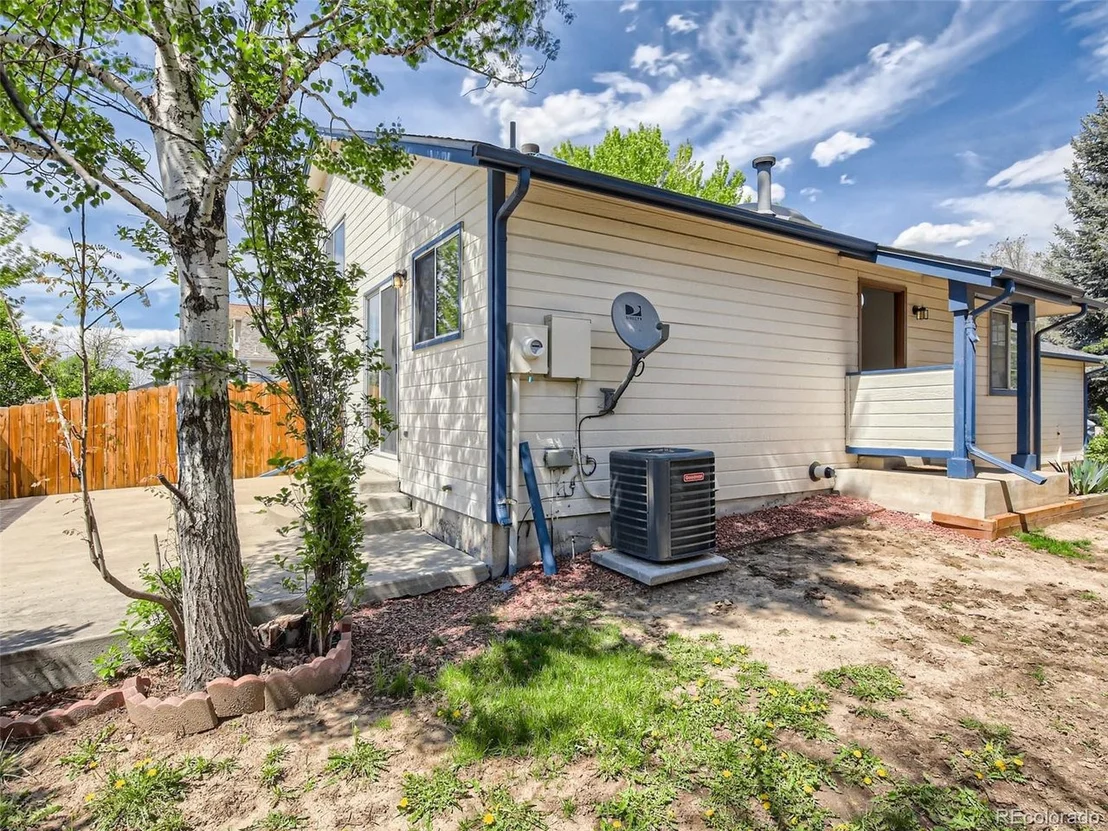 Photo of 9497 Devon Ct