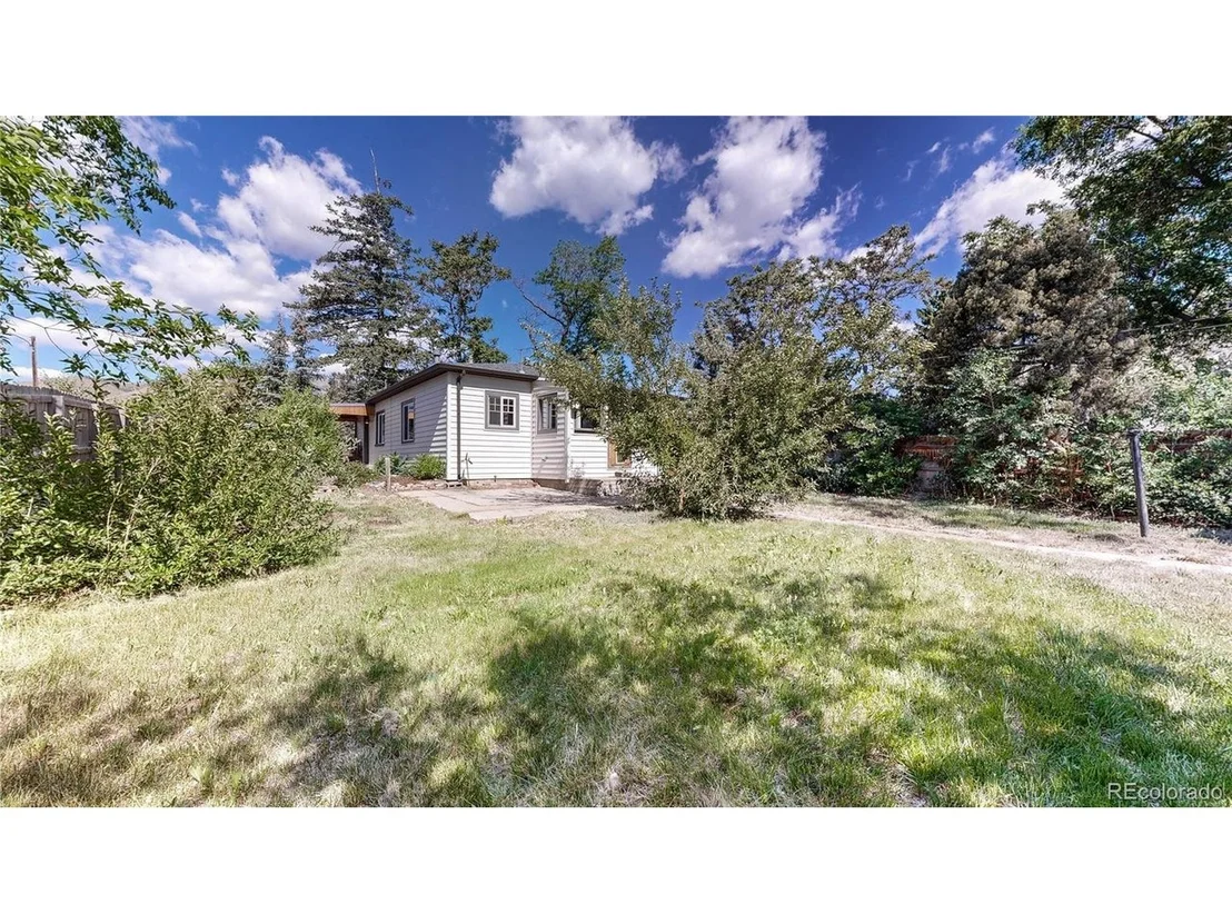 Photo of 609 Boyd St