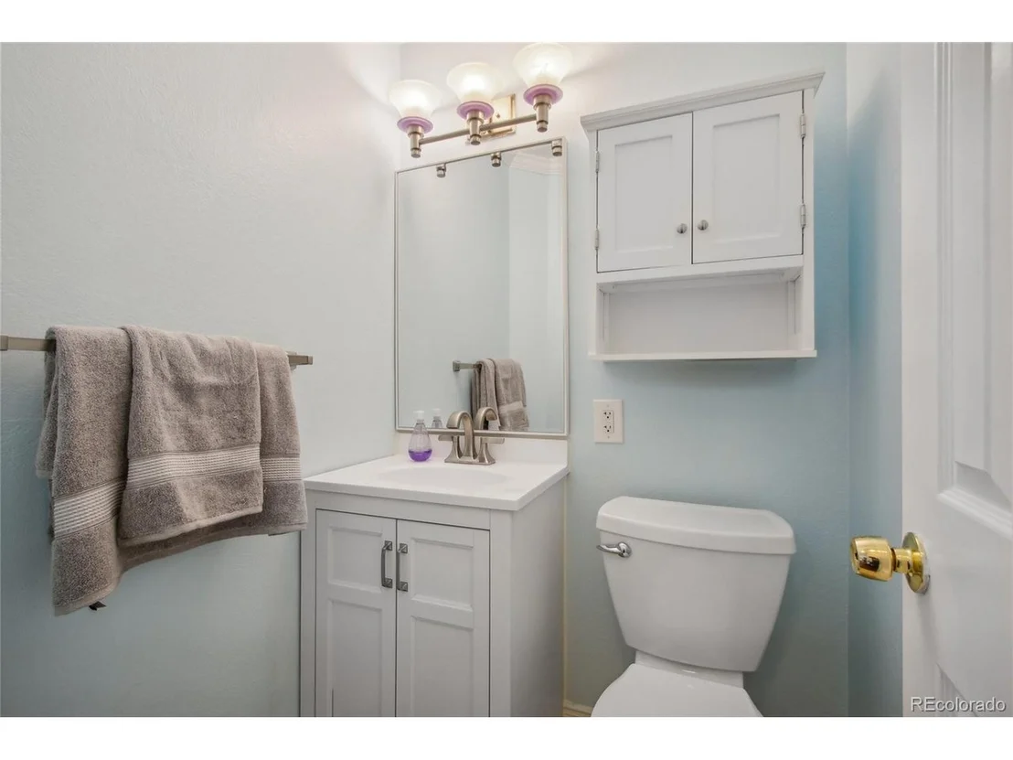 Photo of 10000 Ames St