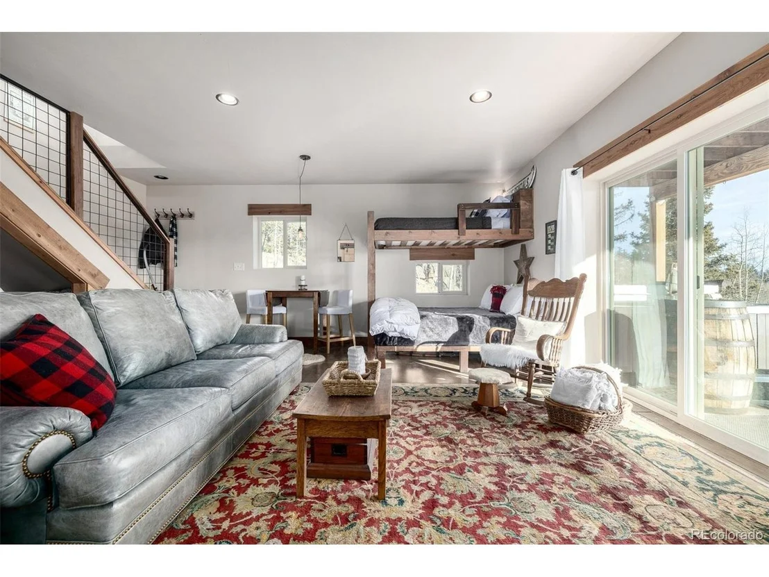 Photo of 405 Concord Dr