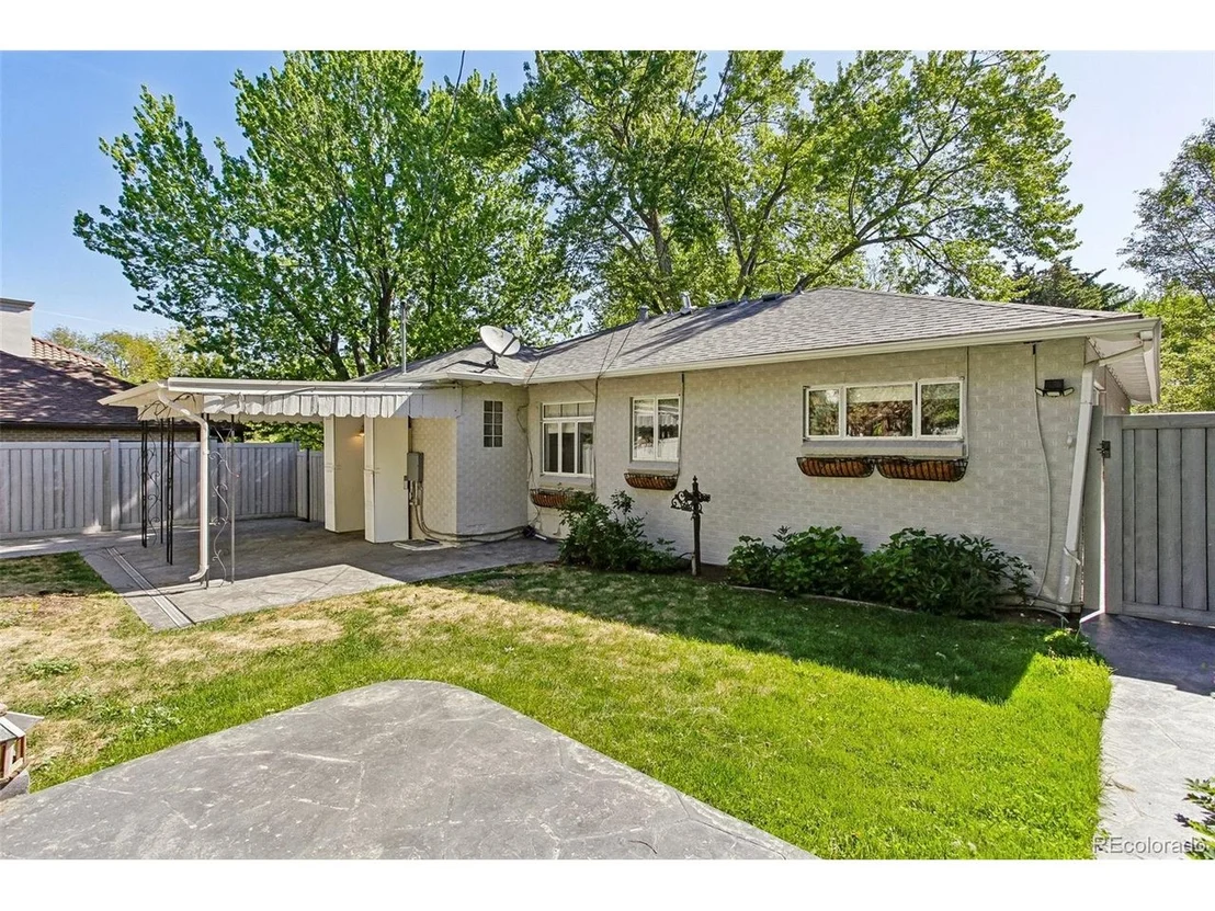 Photo of 345 Grape St