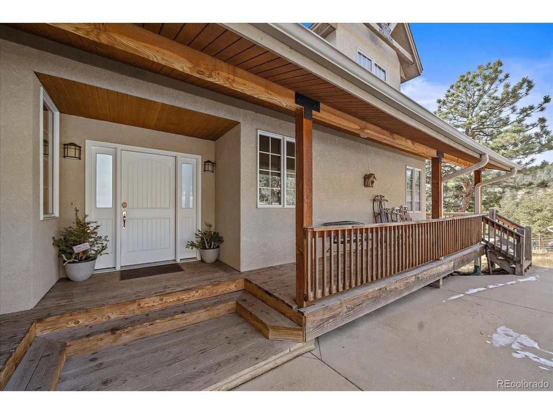 Photo of 13885 Pine Country Ln