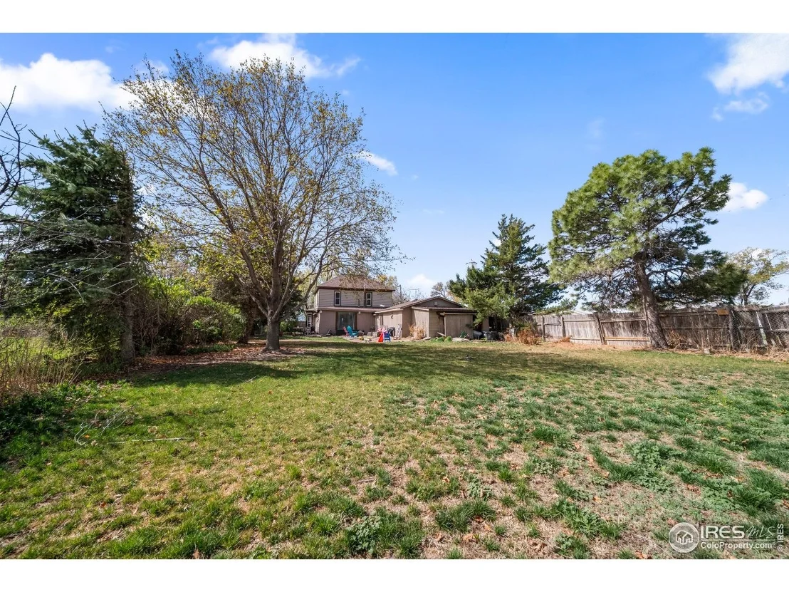 Photo of 213 W 3rd Ave