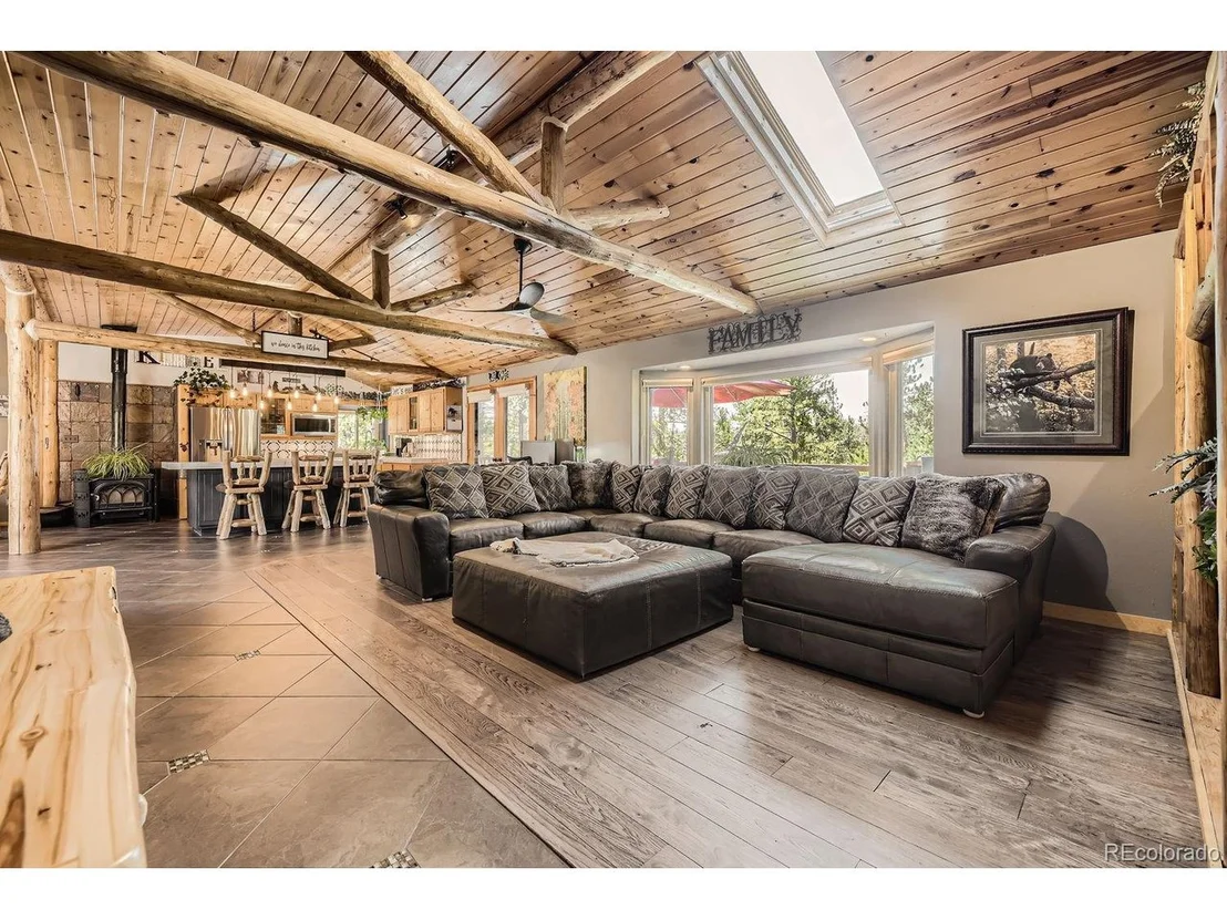 Photo of 10097 Sprucedale Dr