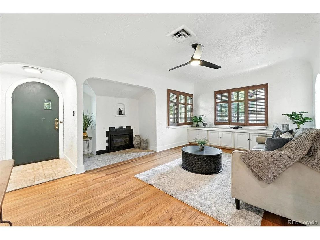 Photo of 1731 Locust St