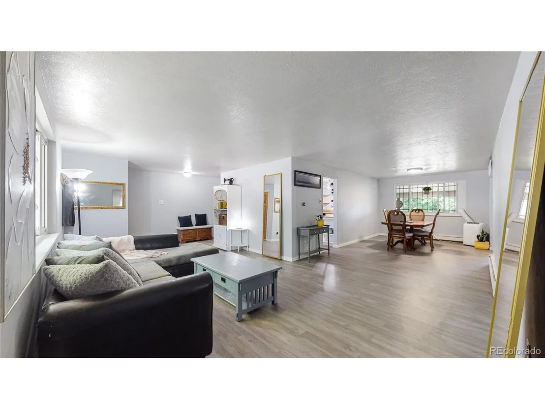 Photo of 4469 Dover St