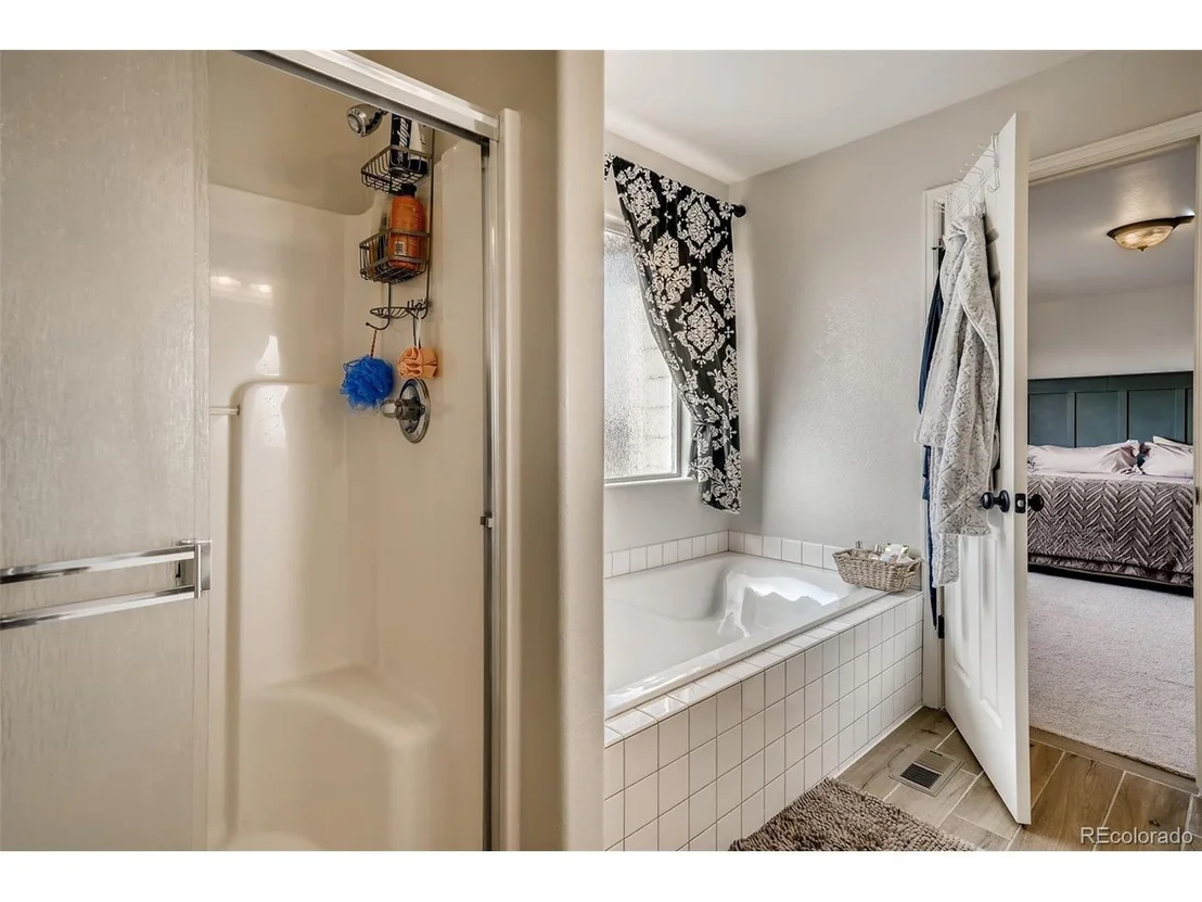 Photo of 2212 Jade Ave