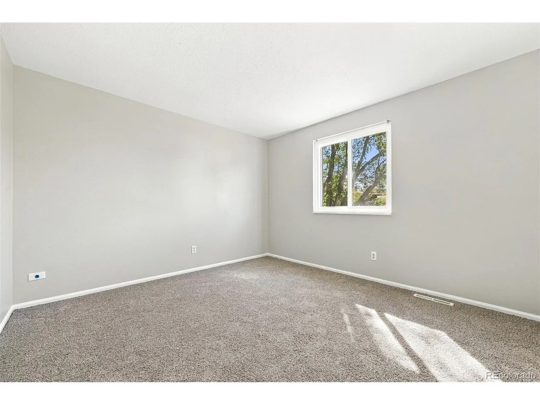 Photo of 17454 E Prentice Cir