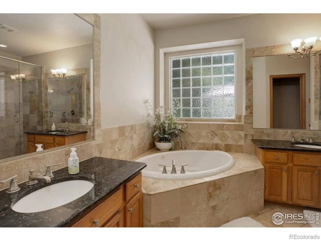 Photo of 2130 Parkview Dr
