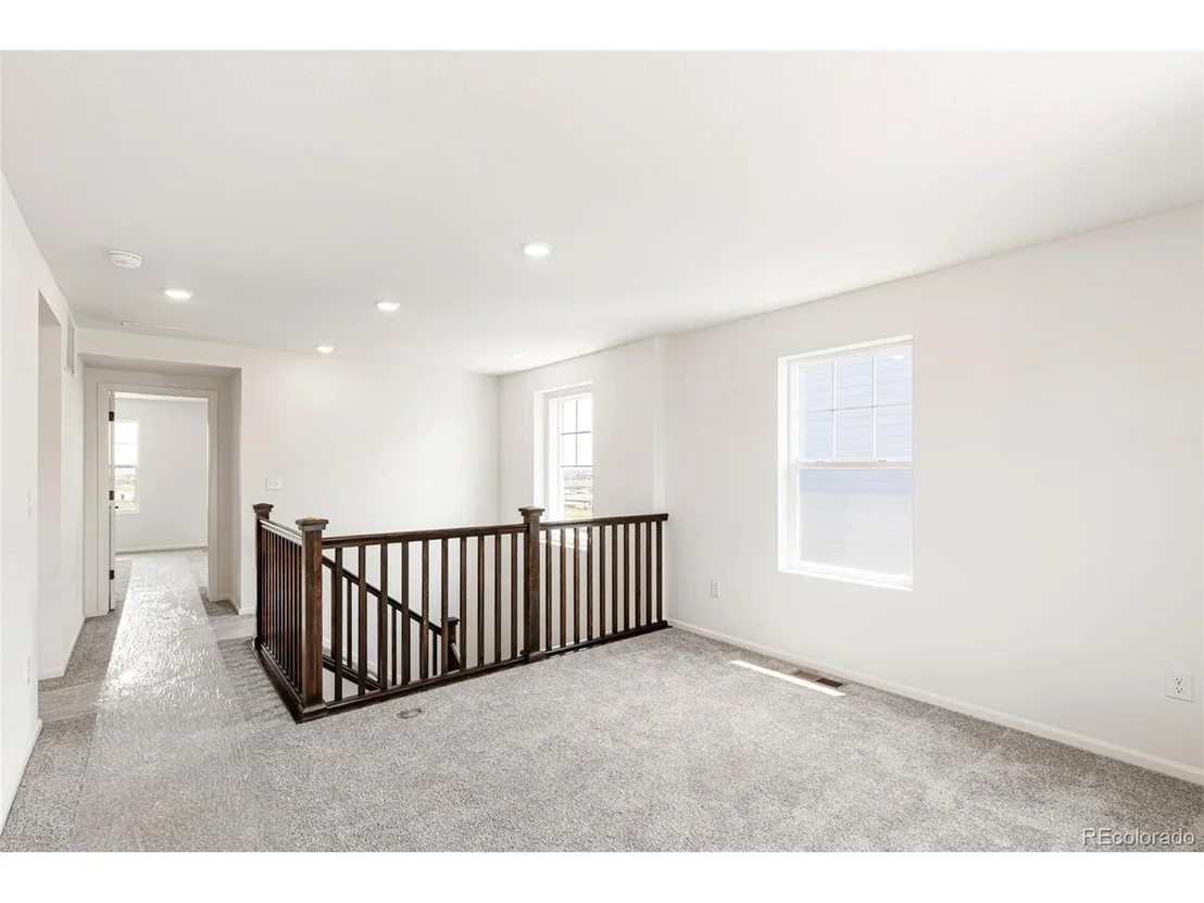 Photo of 15420 Locust St