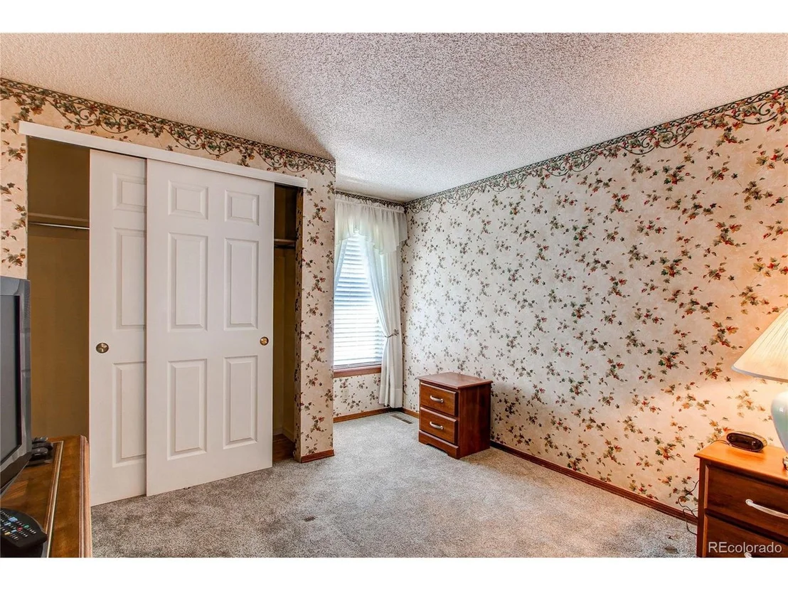 Photo of 9948 King St