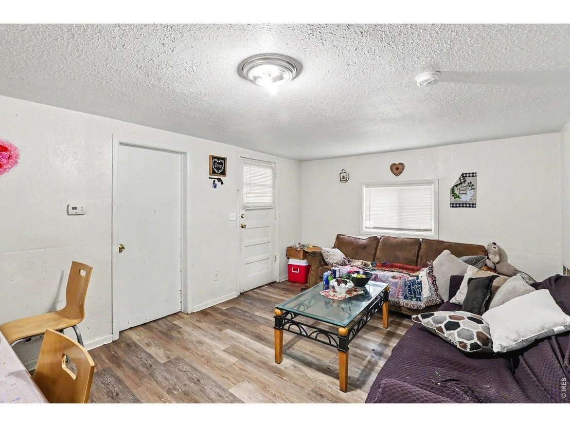 Photo of 400 22nd Ave
