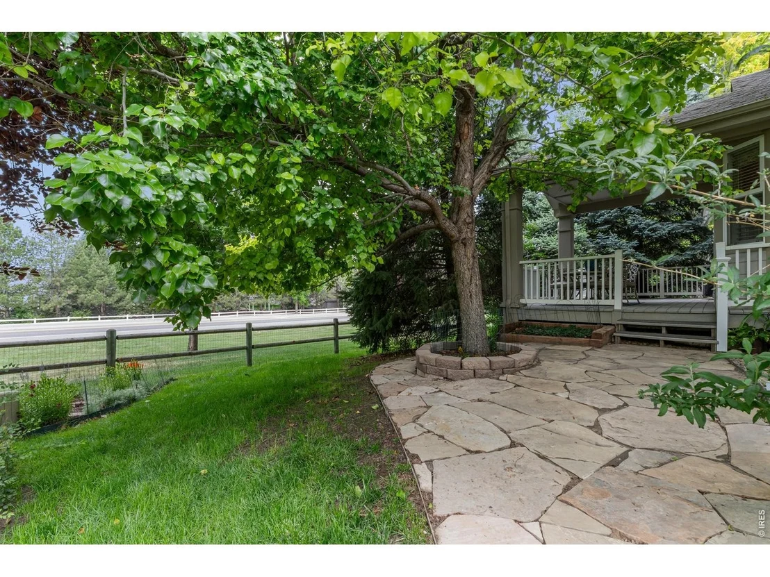 Photo of 8131 Lighthouse Ln