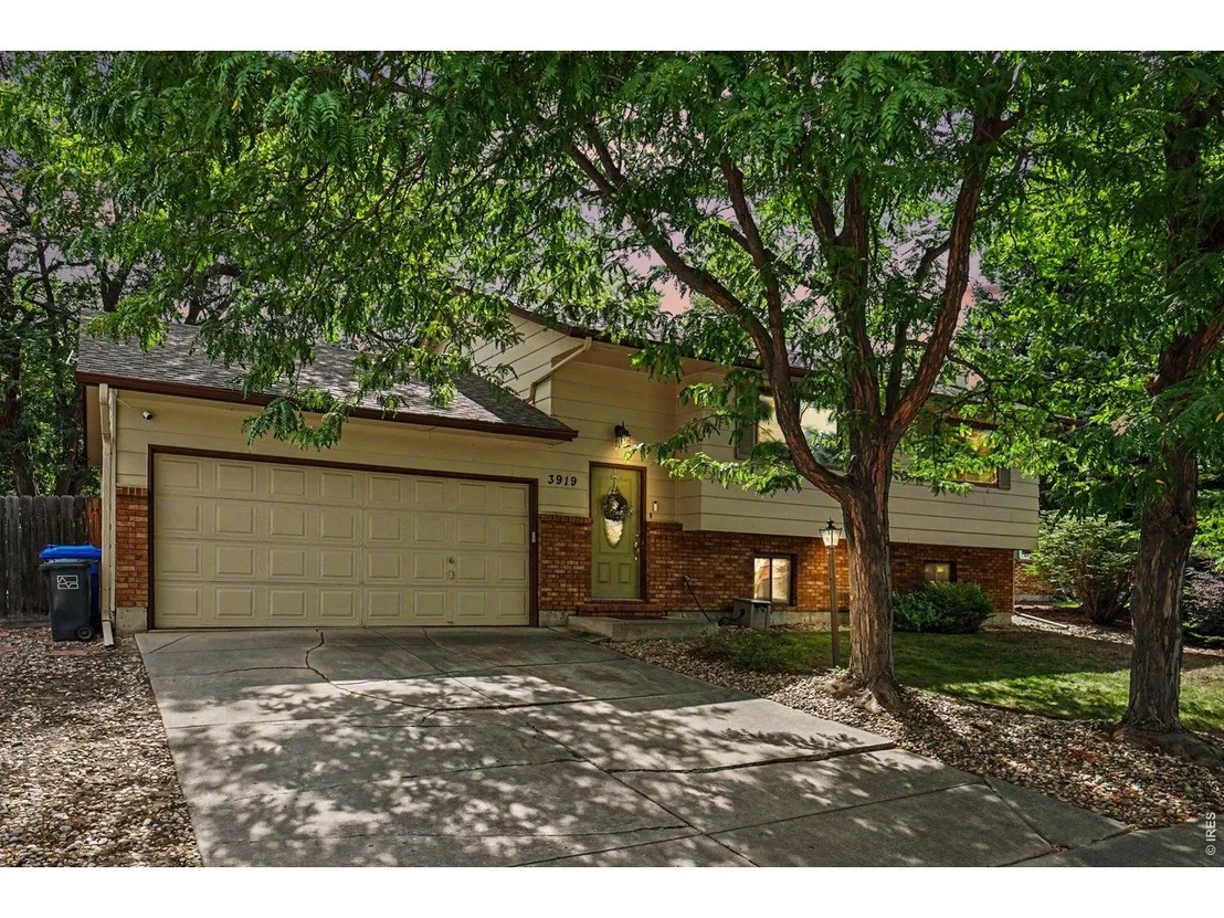 Photo of 3919 Logan Dr