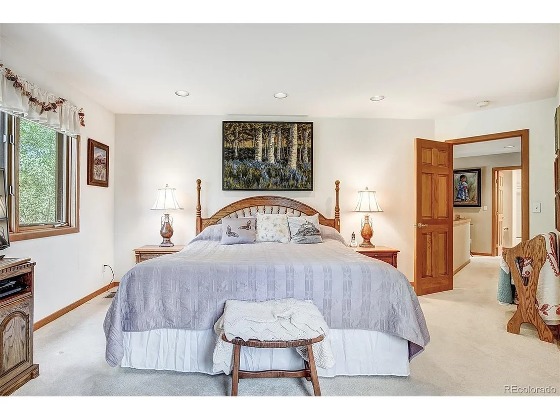 Photo of 1690 Falcon Cir
