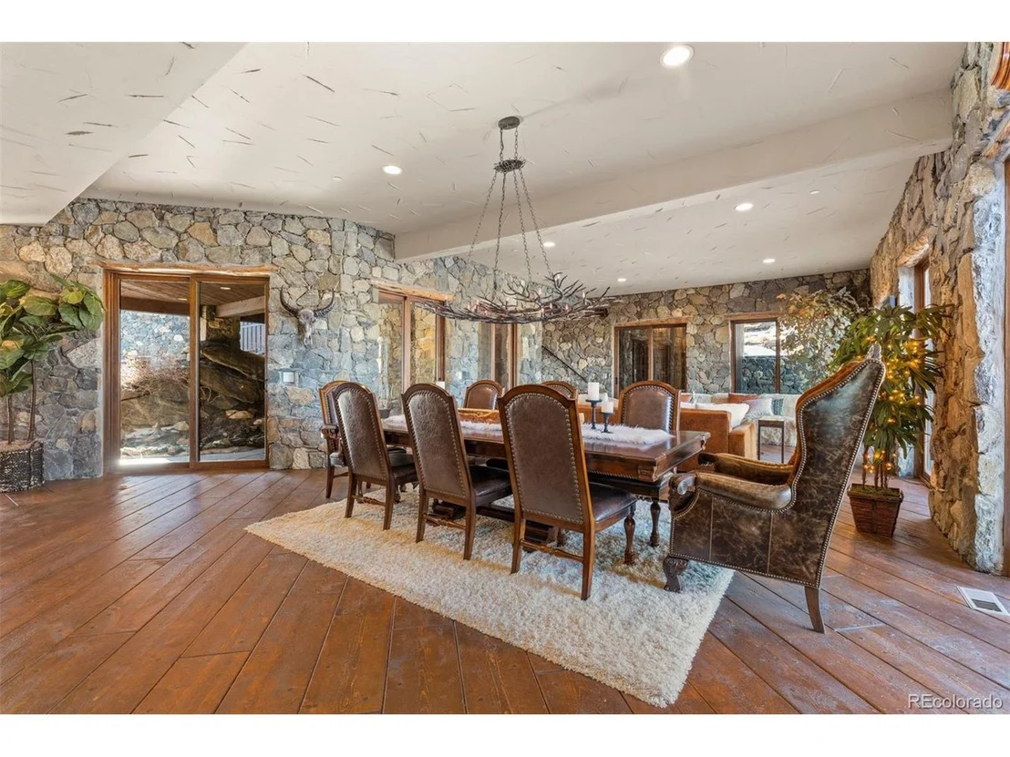 Photo of 142 Outpost Ln