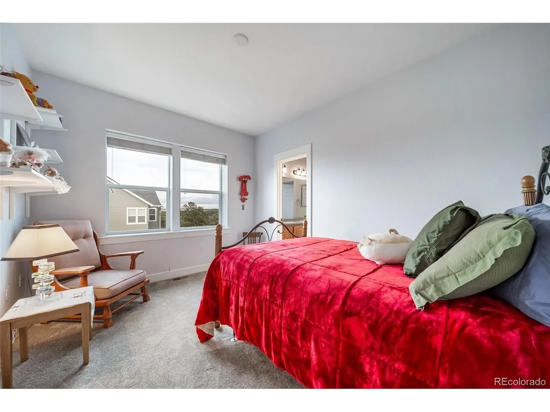 Photo of 5464 Killen Ave
