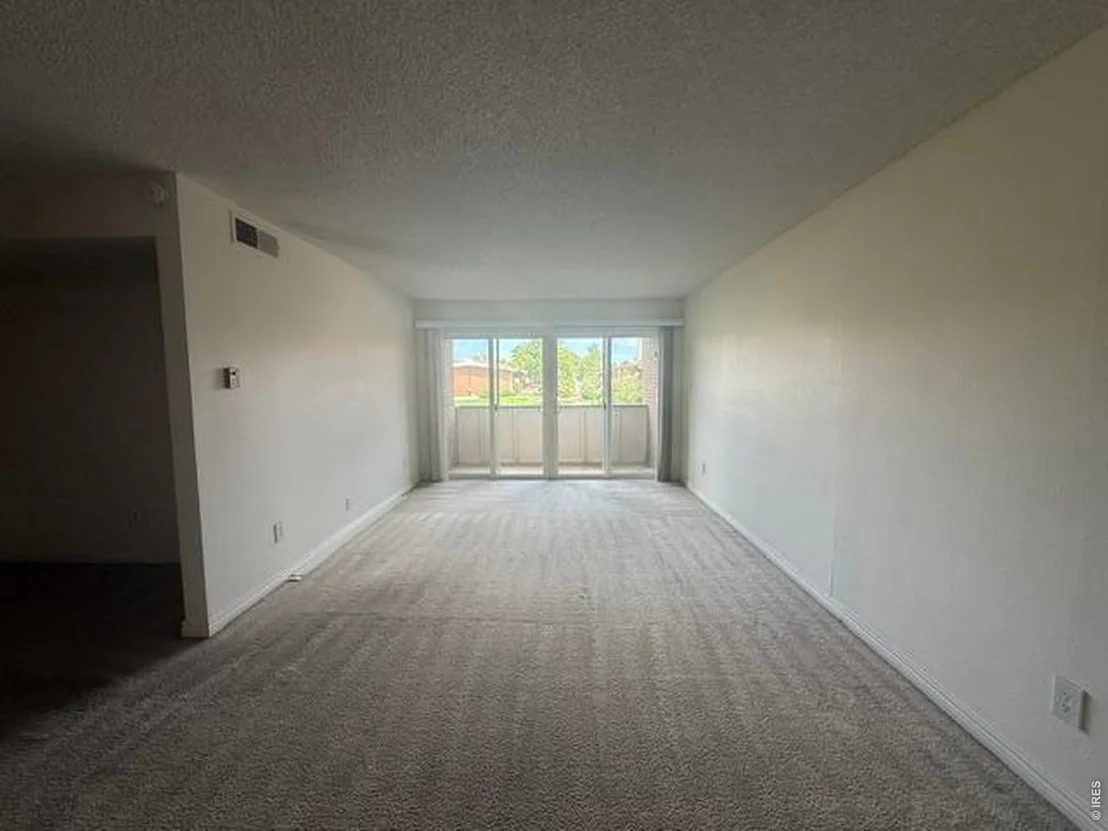 Photo of Unit 203 at 5124 Williams Fork Trl