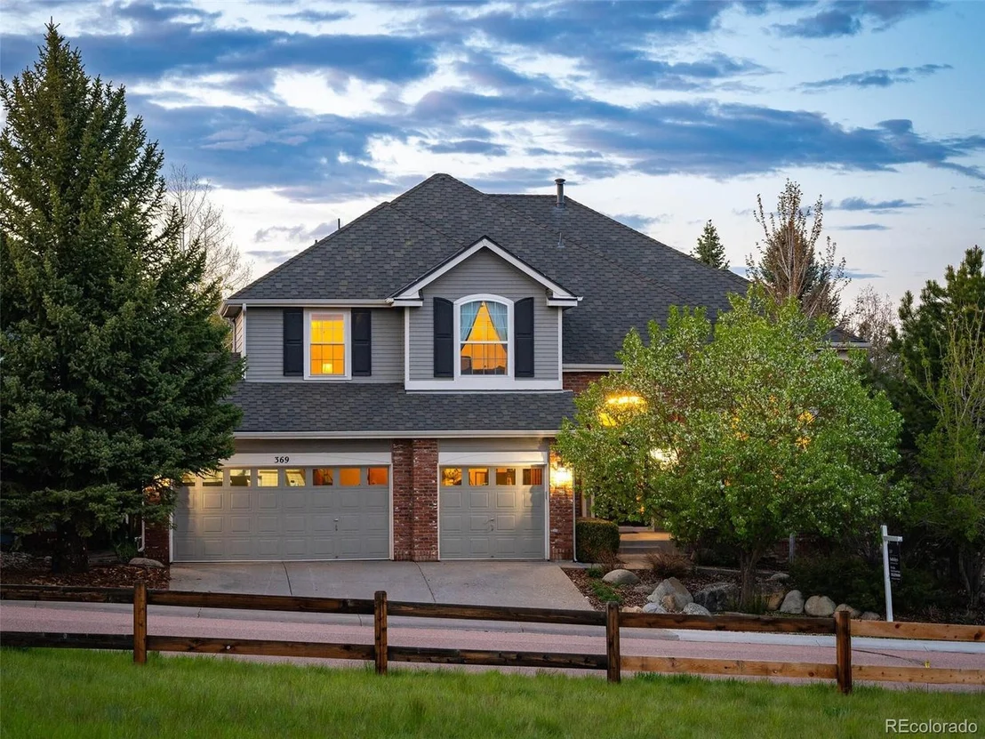 Photo of 369 Shoreham Cir