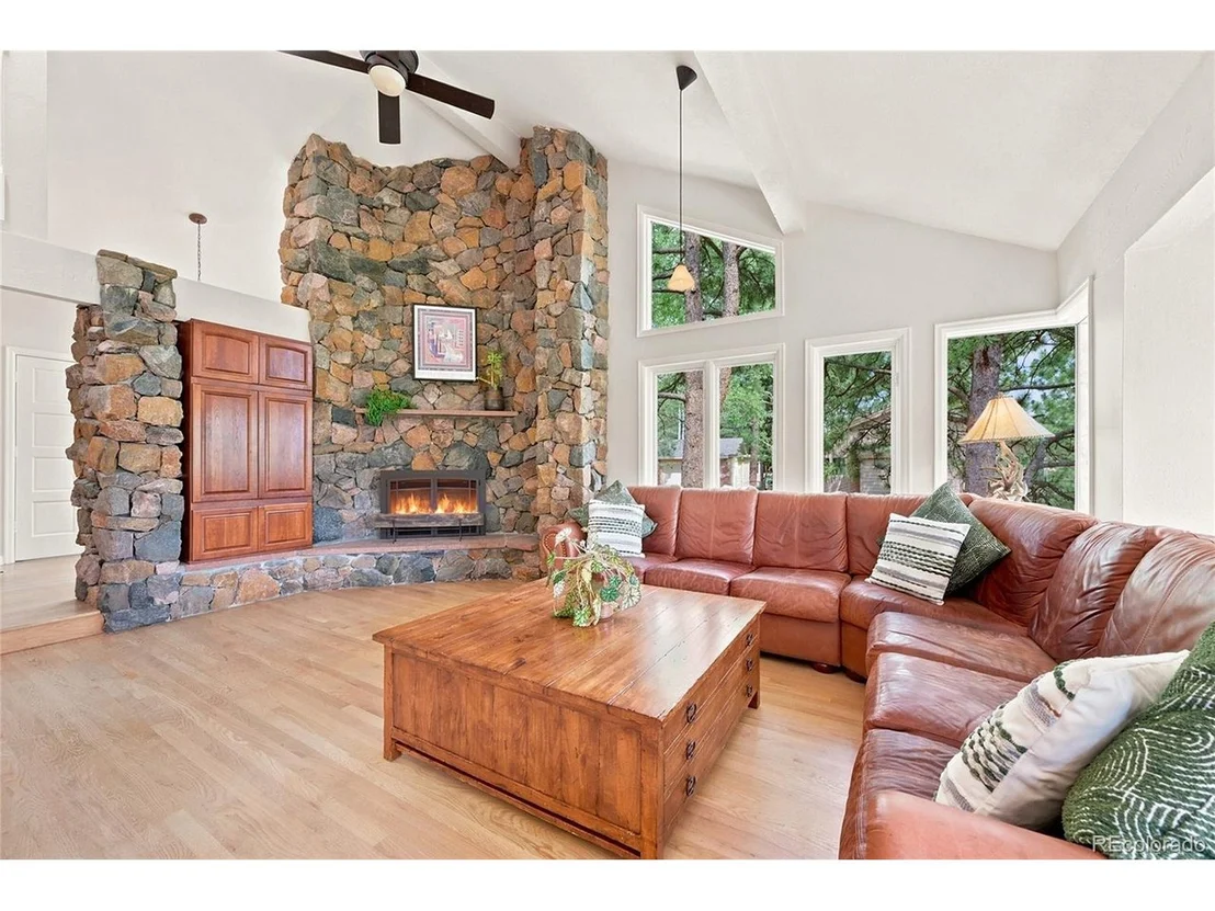 Photo of 2161 Torrey Pine Dr