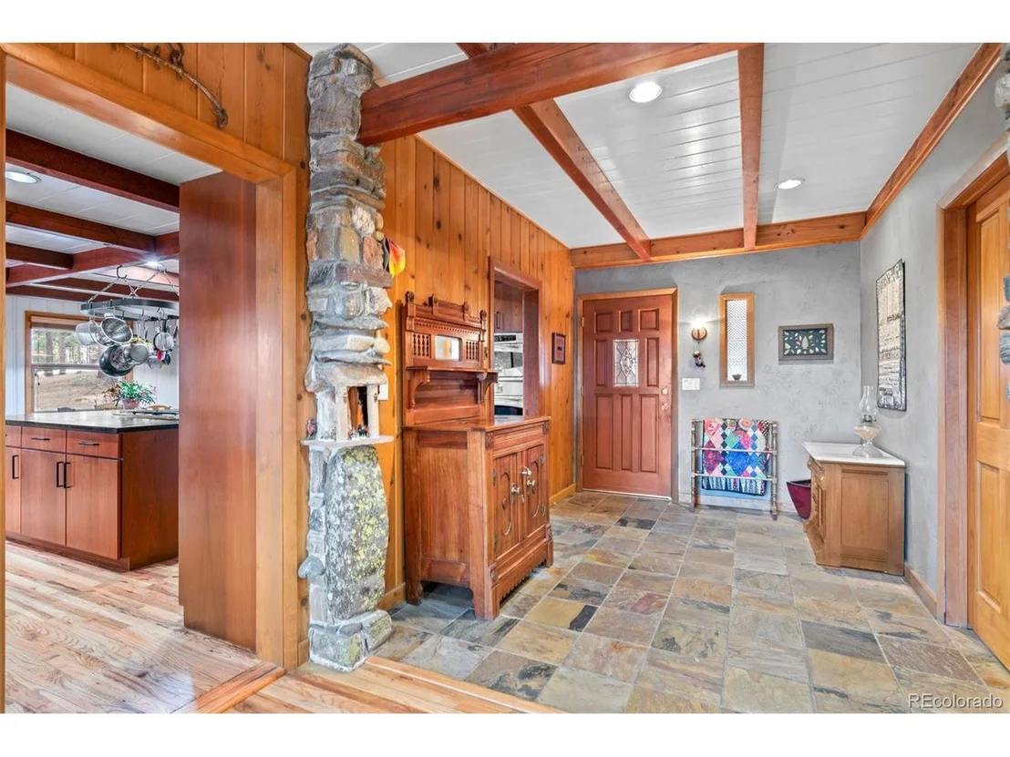 Photo of 608 Patty Dr