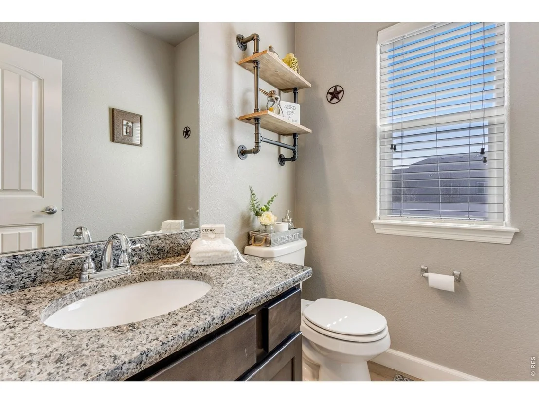 Photo of 5614 Carmon Dr