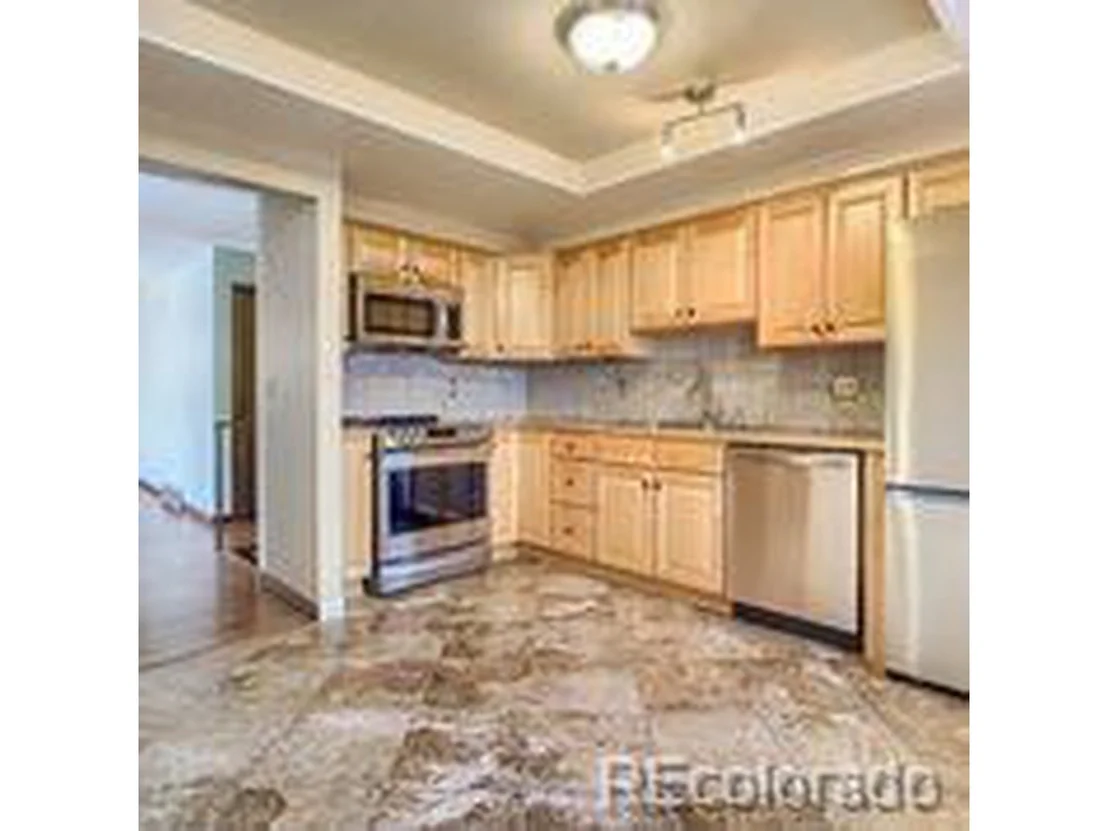 Photo of 8271 Iris St