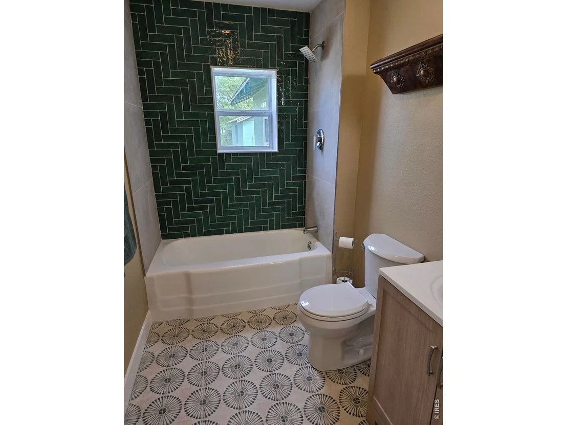Photo of 520 N 3rd Ave